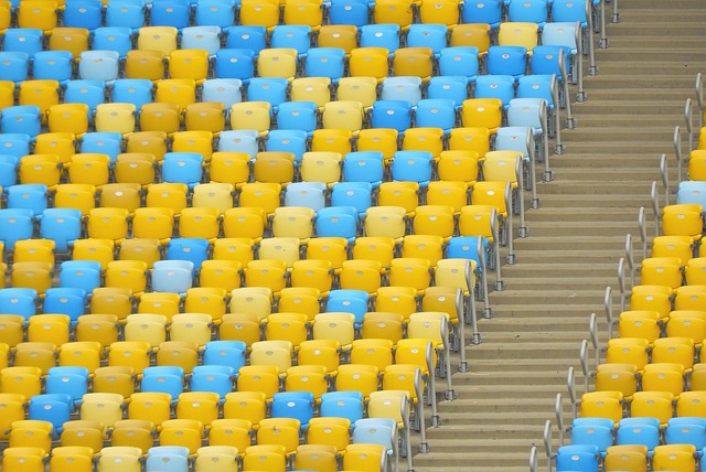 时不在垫底 时不在垫底